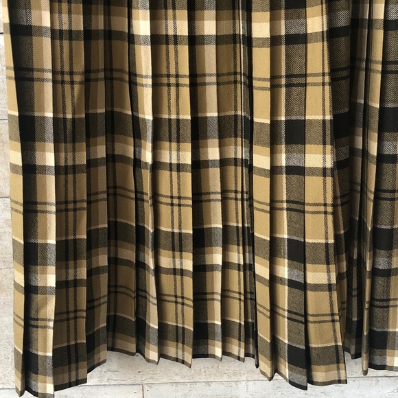 Highland Queen Pure Virgin Wool Union Made Accordion Pleated Maxi Wrap Skirt - Picture 13 of 15